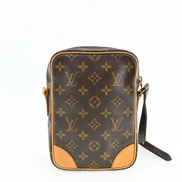 Authentic Louis Vuitton Monogram Amazone Crossbody Bag bsj393-111325 - Picture 2 of 16